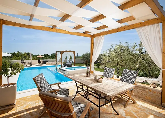 House Bilos 펜션 *